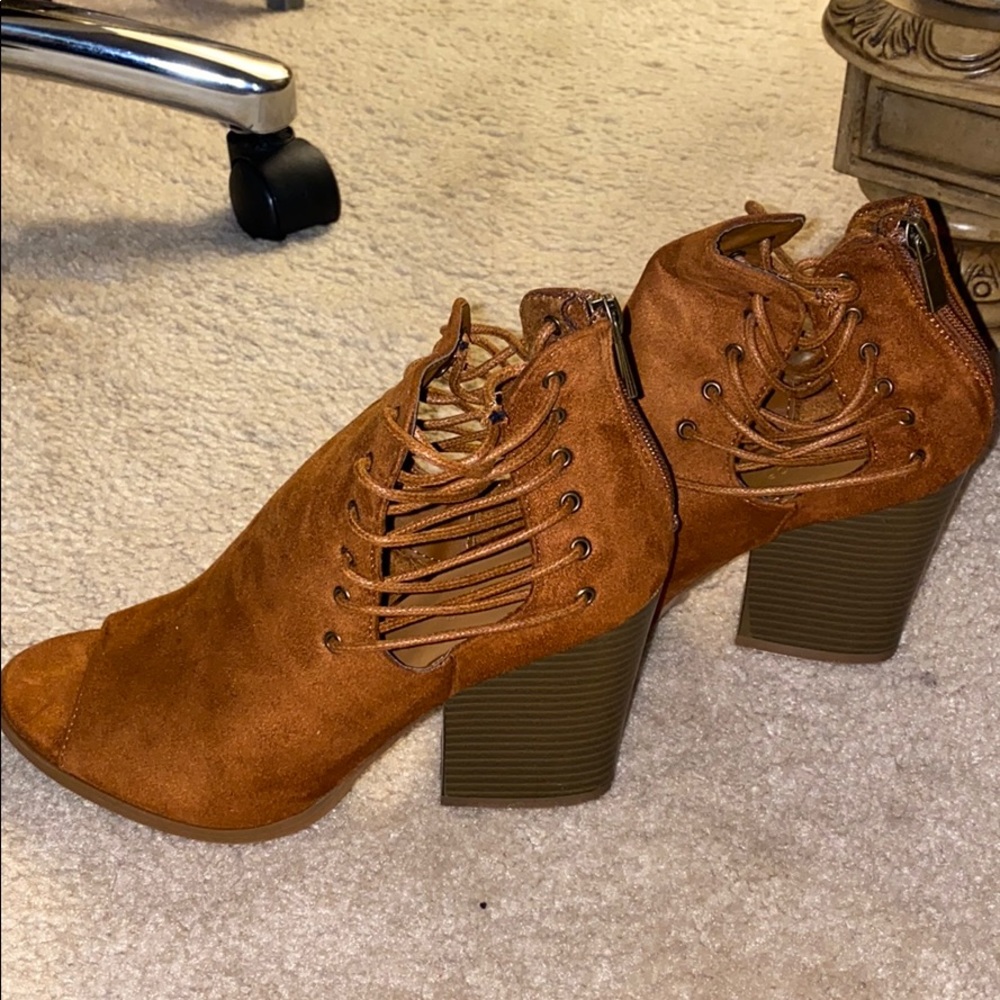 Charlotte Russe boot heels